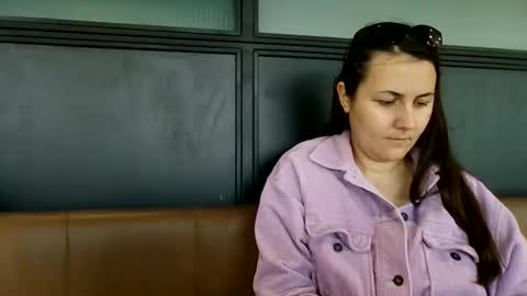 Molly online show from 04.15.26