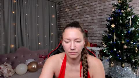 hi im Molly heregreat boobs big heart  warm pussy  online show from 01.09.26