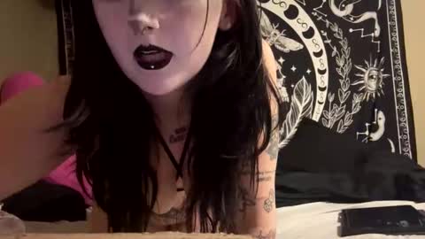 molly online show from 04.27.26