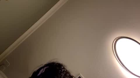 Snapshot of molphaaufrqu chatting on 10.19.25 molphaaufrqu online show from 10.19.25