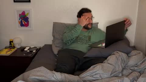 molten_escargot online show from 12.20.24