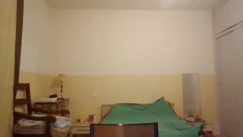 moment71200 online show from 11.13.25