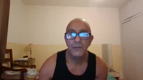 moment71200 online show from 11.17.25