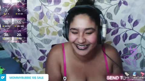 Snapshot of mommybubbles chatting on 10.08.25 Mommy bubbles online show from 10.08.25