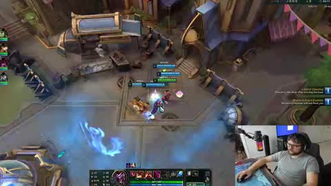 Snapshot of mommysimp69 chatting on 12.20.24 Sky online show from 12.20.24