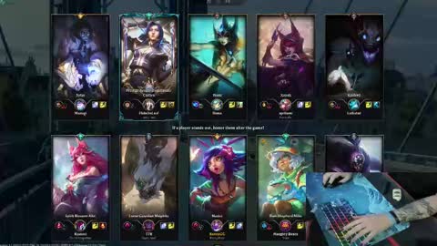 Snapshot of mommysimp69 chatting on 01.04.25 Sky online show from 01.04.25