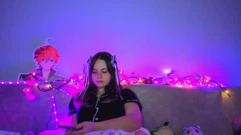 Momo online show from 01.31.26