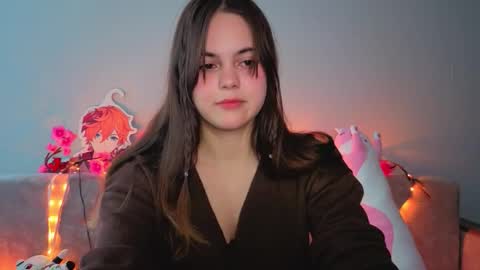 Momo online show from 02.11.26