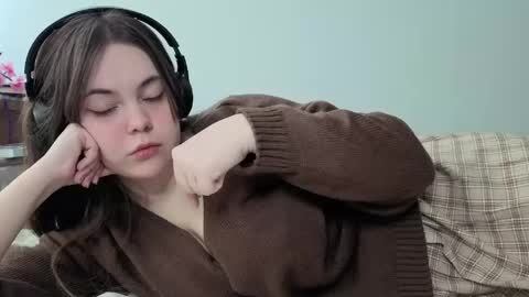 Momo online show from 03.23.26