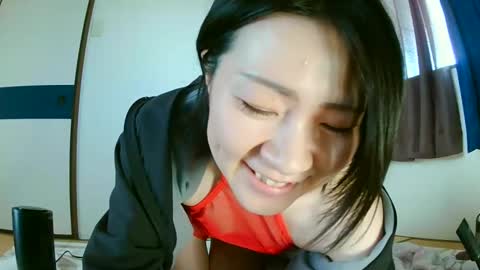 momosakura online show from 01.13.25