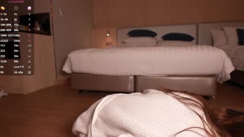 follow my fansly to see more online show from 02.11.26