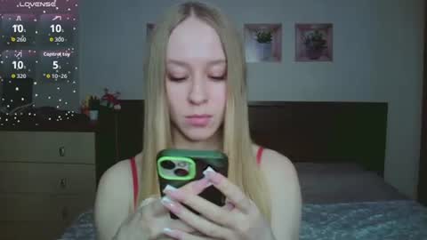 Mona online show from 02.12.26