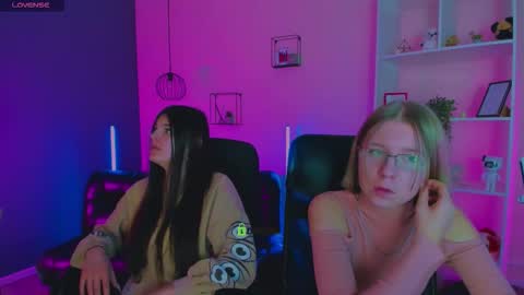 Mona  online show from 02.05.26