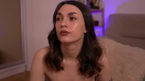 Mona Lisss online show from 11.30.25