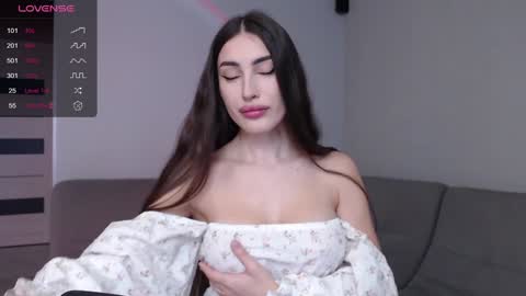 Hey Guys im Mona. PVT is Open Please Make me CUM online show from 12.26.24
