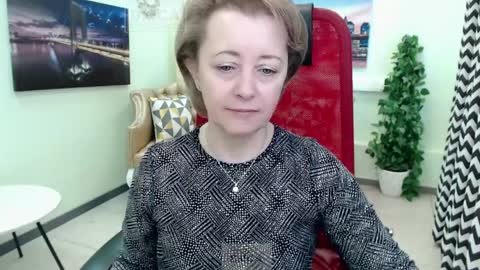 Mona online show from 04.05.26