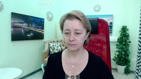 Mona online show from 04.07.26