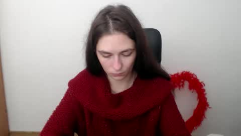 Snapshot of monakali chatting on 10.30.25 monakali online show from 10.30.25