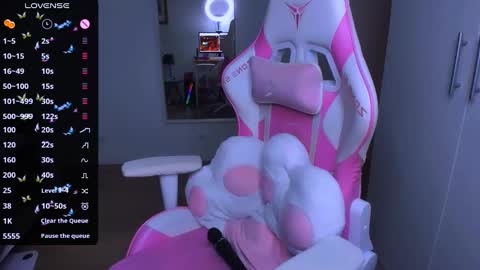 Snapshot of monalauu chatting on 12.07.24 online show from 12.07.24