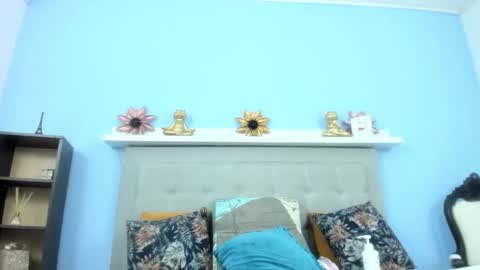 paola online show from 10.31.25