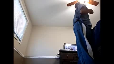 Snapshot of moneyboysaveg548 chatting on 01.15.26 moneyboysaveg548 online show from 01.15.26