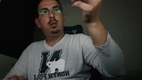 Snapshot of monica35milf chatting on 01.09.25 MonicaLuigi online show from 01.09.25