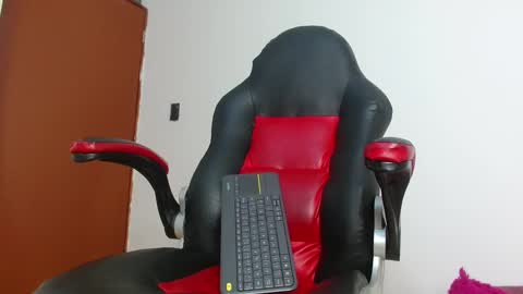 Monica online show from 10.12.25