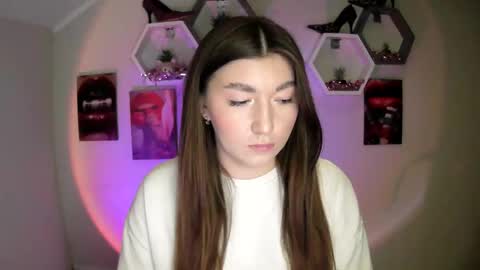 sweet girl and shine body online show from 09.15.25