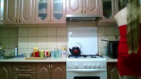 Monica online show from 10.09.25