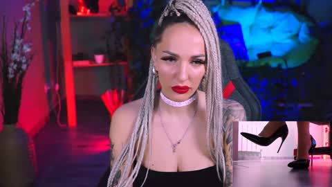 Monika online show from 02.06.25