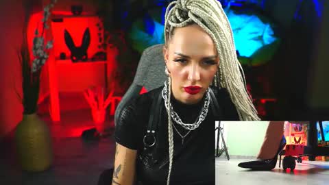 Monika online show from 02.21.25