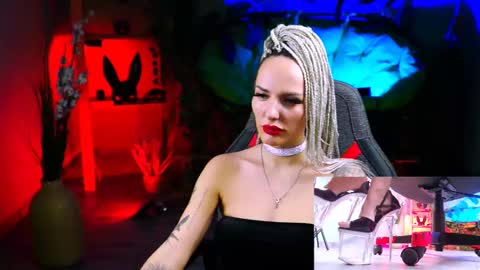 Monika online show from 02.25.25