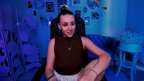 monicariley online show from 06.10.26