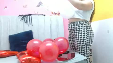 monickhot303av online show from 02.14.25