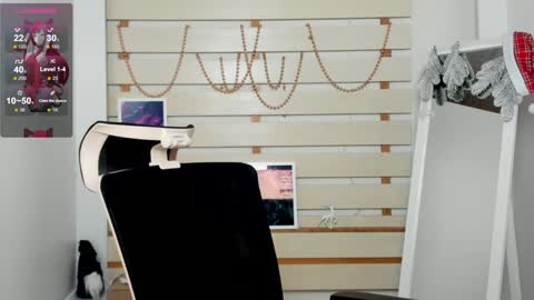 Monika online show from 01.15.25