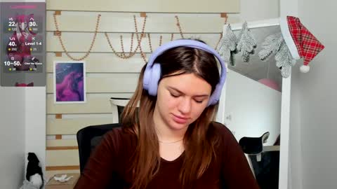 Monika online show from 01.18.25