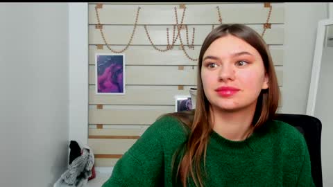 Monika online show from 02.04.25