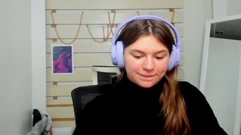 Monika online show from 02.08.25