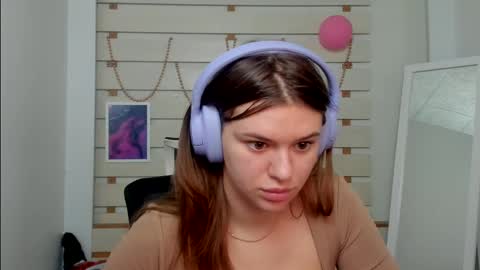 Monika online show from 02.19.25