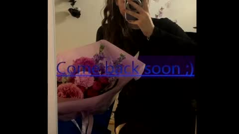Monika online show from 05.04.26