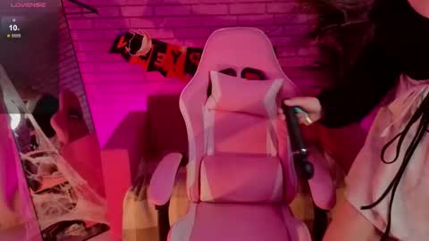 Monica online show from 10.29.25