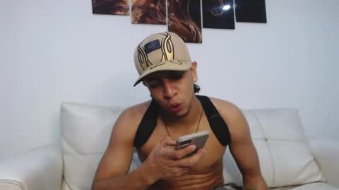 Snapshot of monkey_uchiha77 chatting on 02.07.26 simon dice online show from 02.07.26