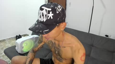 monkeyd_66 online show from 01.16.25