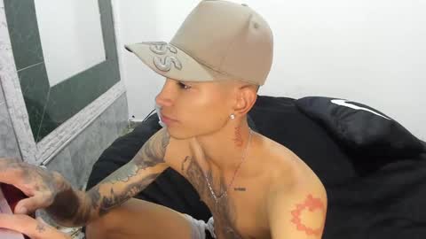 monkeyd_66 online show from 01.28.25