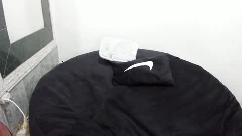 monkeyd_66 online show from 02.04.25