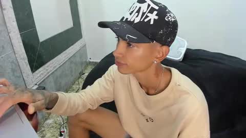 monkeyd_66 online show from 02.10.25