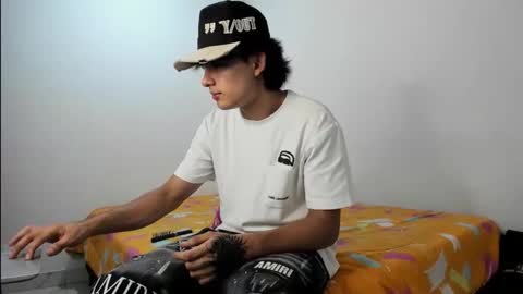 monky_0002 online show from 05.07.26
