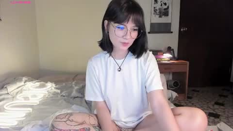 Snapshot of monserrat_gil chatting on 06.09.26 Monserrat Gil onlyfans online show from 06.09.26