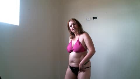 Snapshot of monserratsweet6 chatting on 10.04.25 monserratsweet6 online show from 10.04.25