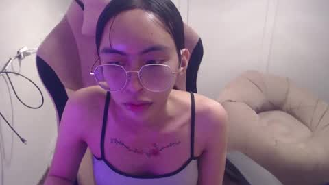 ELYSE A SIMPLE GIRL online show from 01.24.25